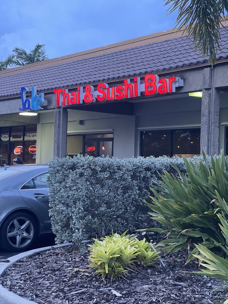 Sake Thai & Sushi Bar
